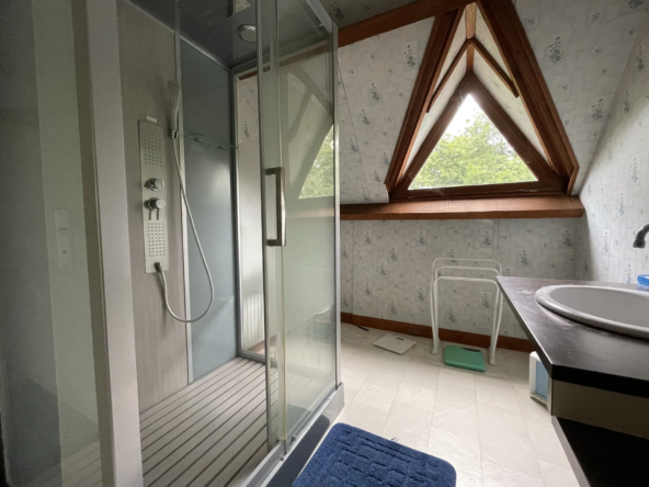 Maison de plain pied à Prémery - 15 269 m² 