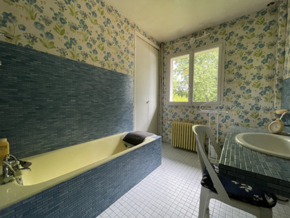 Maison de plain pied à Prémery - 15 269 m² 