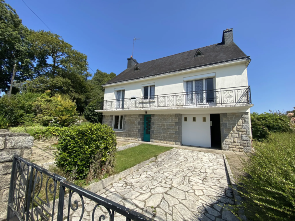Maison de Bourg à Bubry - 128 m² sur terrain constructible