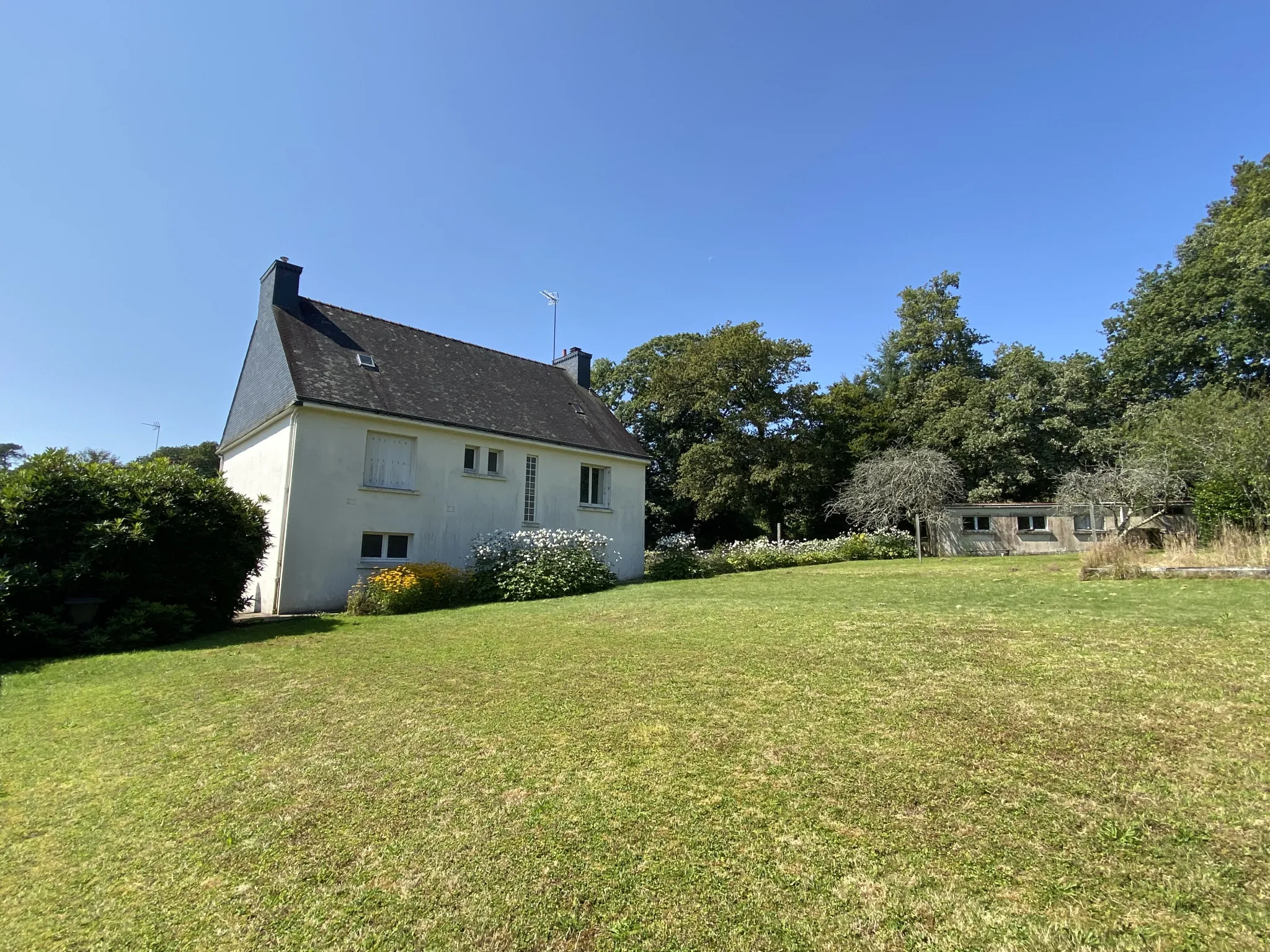 Maison de Bourg à Bubry - 128 m² sur terrain constructible 