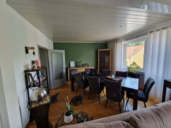 Maison de ville à vendre à Freyming-Merlebach avec piscine 