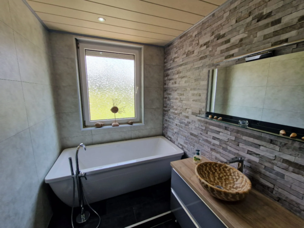 Maison de ville à vendre à Freyming-Merlebach avec piscine 