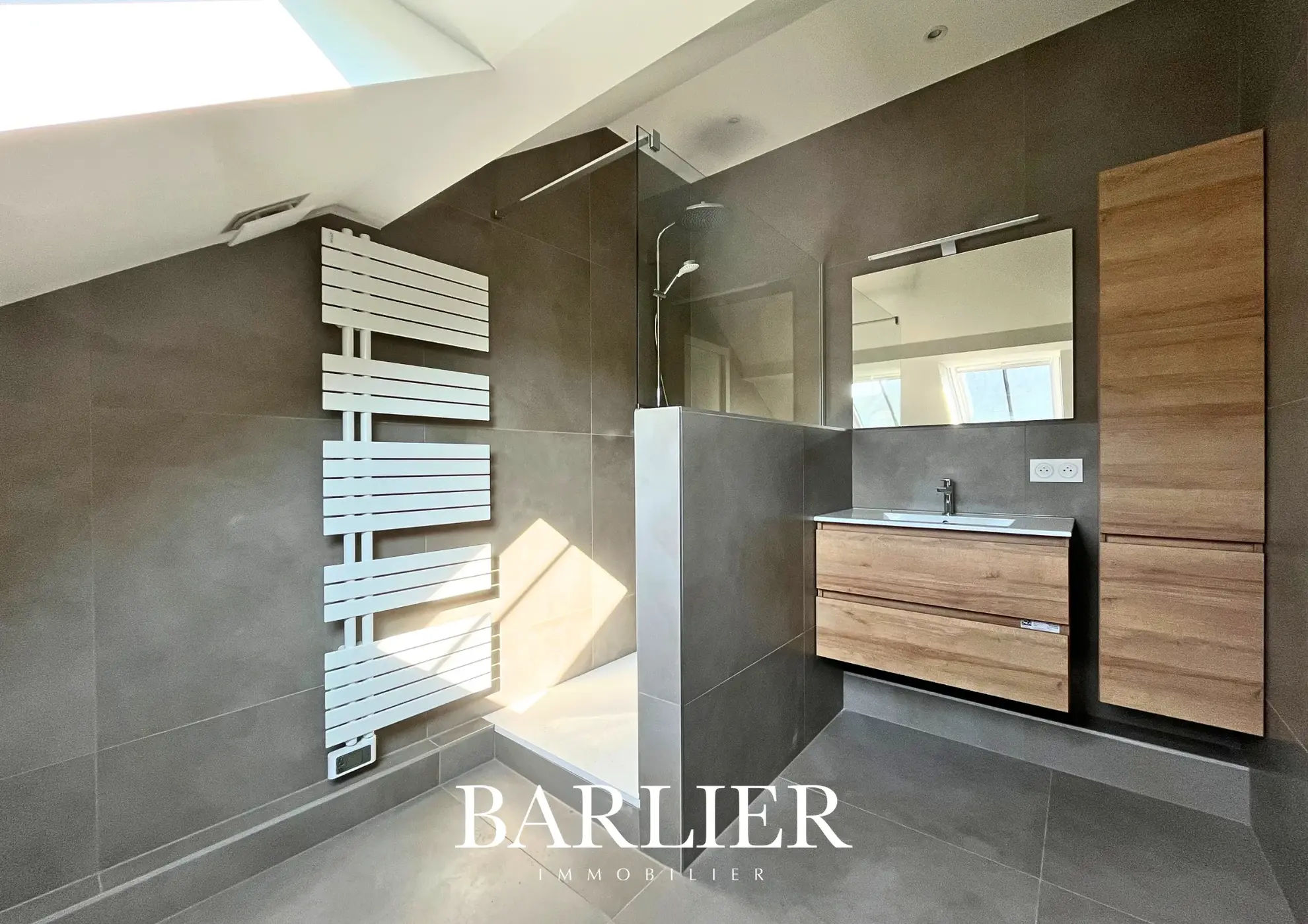 À vendre : Appartement 2 pièces rénové au Quartier des Musiciens, Strasbourg 