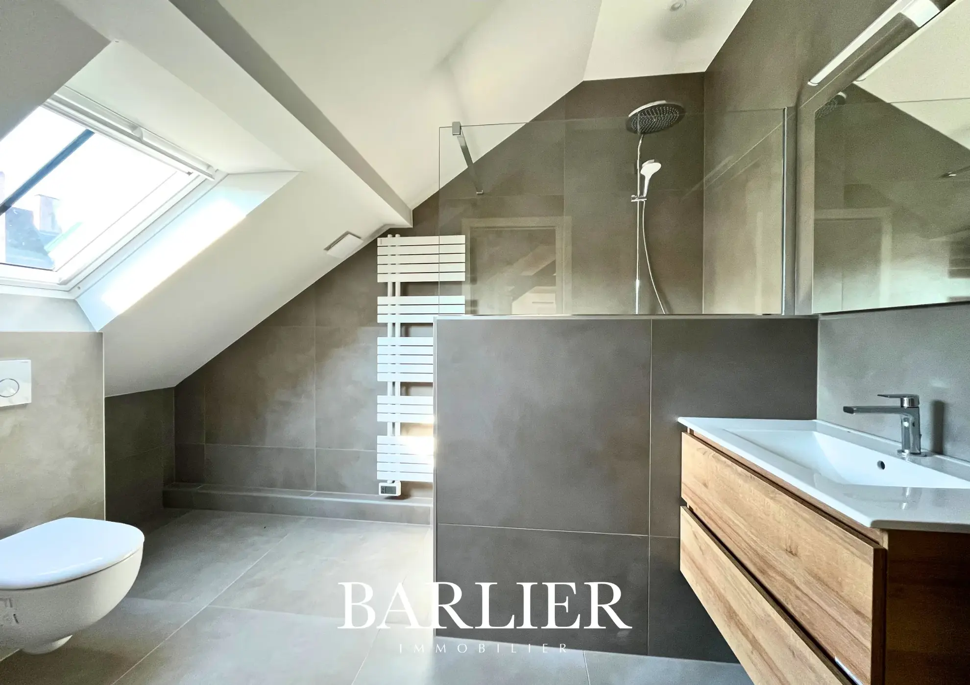 À vendre : Appartement 2 pièces rénové au Quartier des Musiciens, Strasbourg 