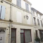 Maison sur 4 niveaux à Saint Savinien avec chai attenant