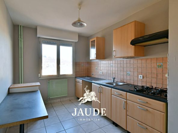 Vente Appartement F3 de 70 m² avec Parking à Clermont-Ferrand 