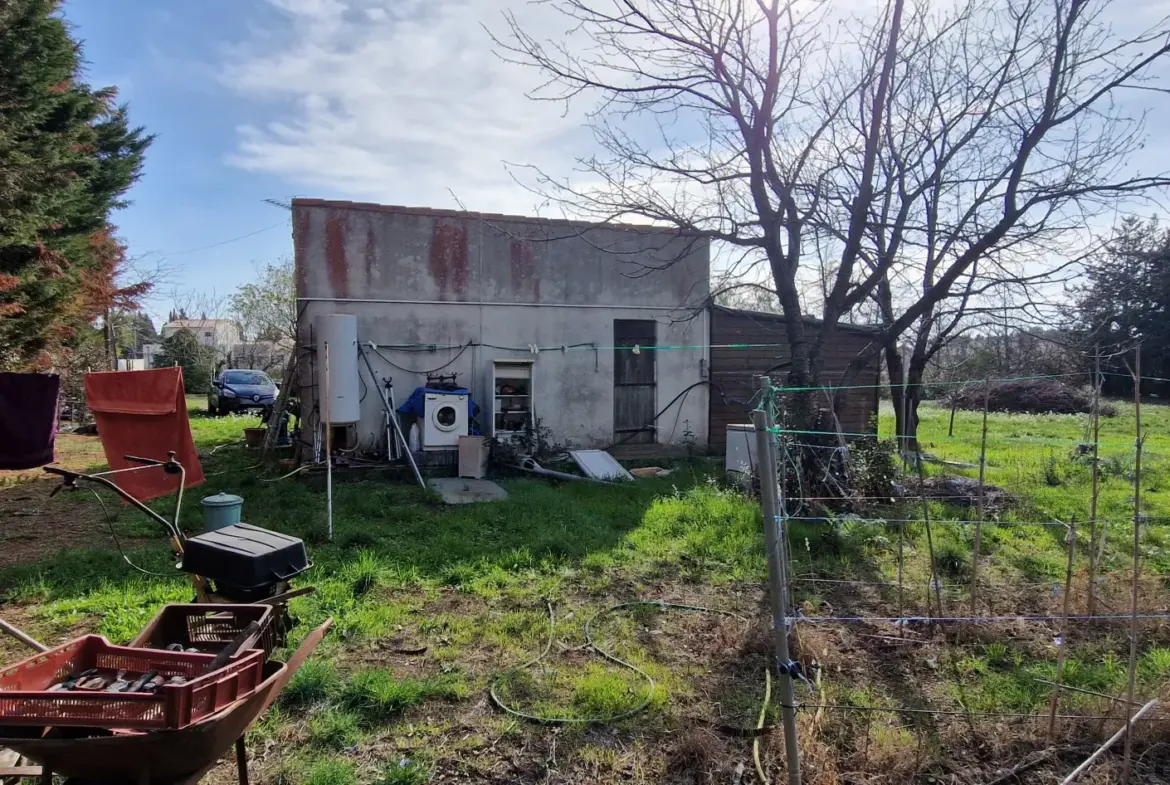 Terrain de loisir avec maisonnette à vendre à Vias 