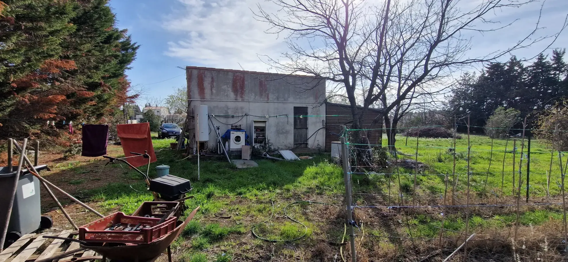 Terrain de loisir avec maisonnette à vendre à Vias 