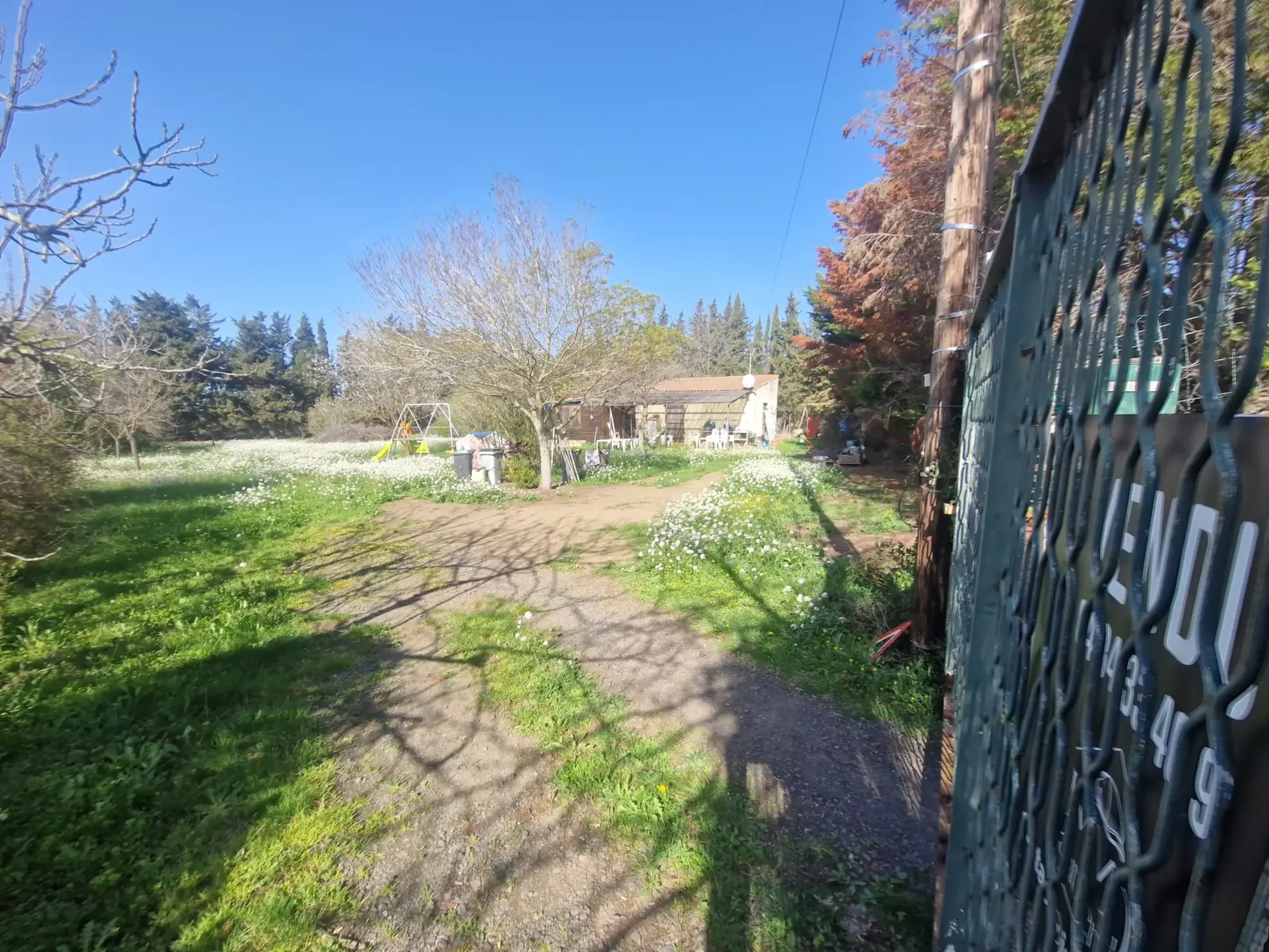 Terrain de loisir avec maisonnette à vendre à Vias 