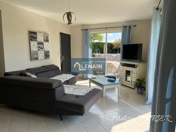 Maison de campagne rénovée avec piscine à Chanverrie 