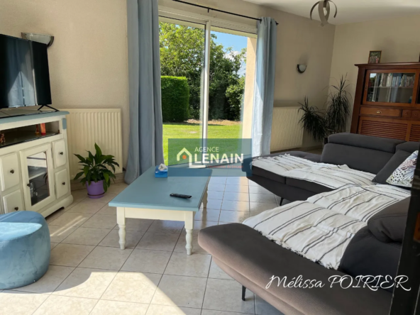 Maison de campagne rénovée avec piscine à Chanverrie 