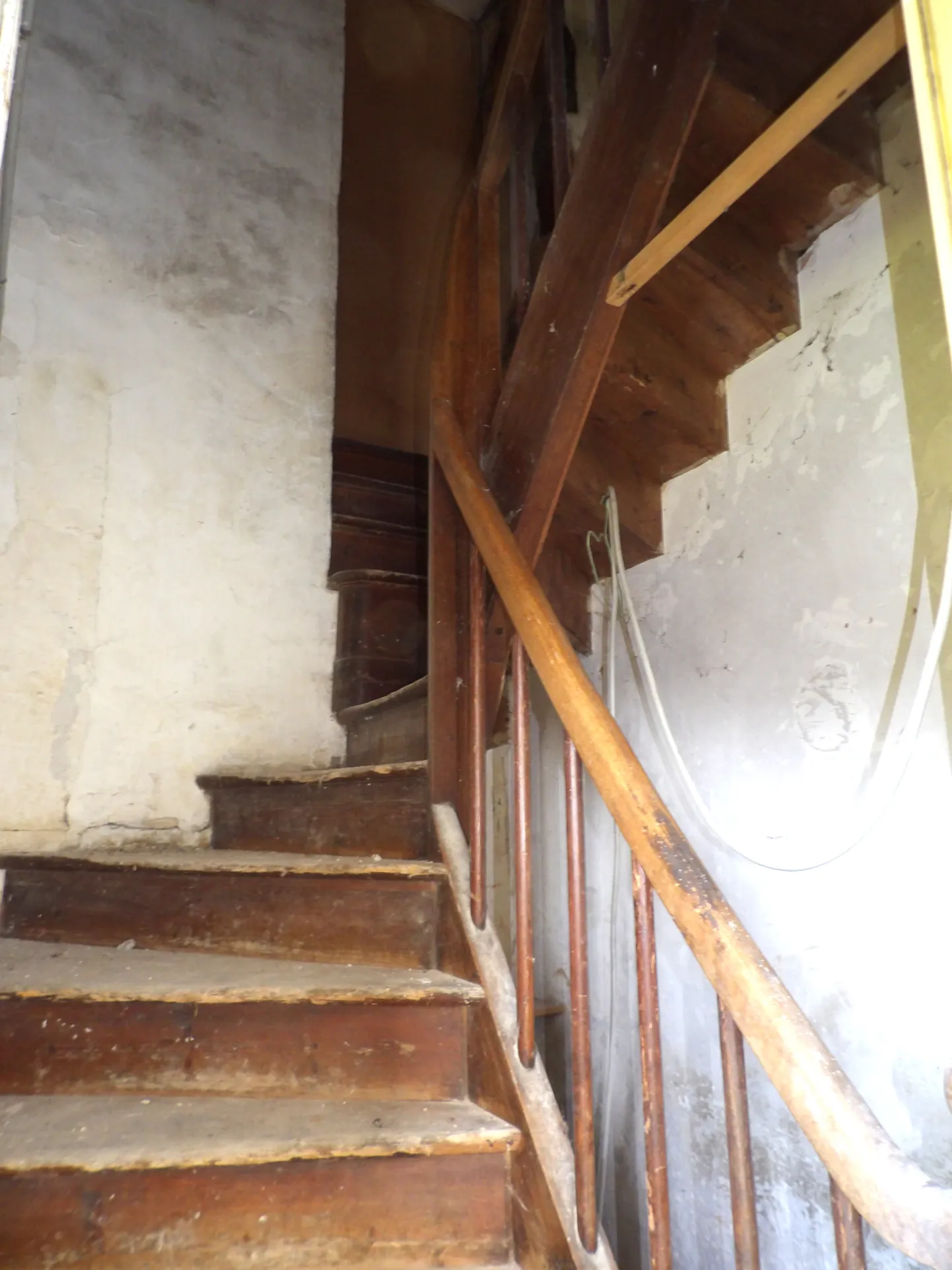 Maison charentaise à rénover près de Saint-Savinien 