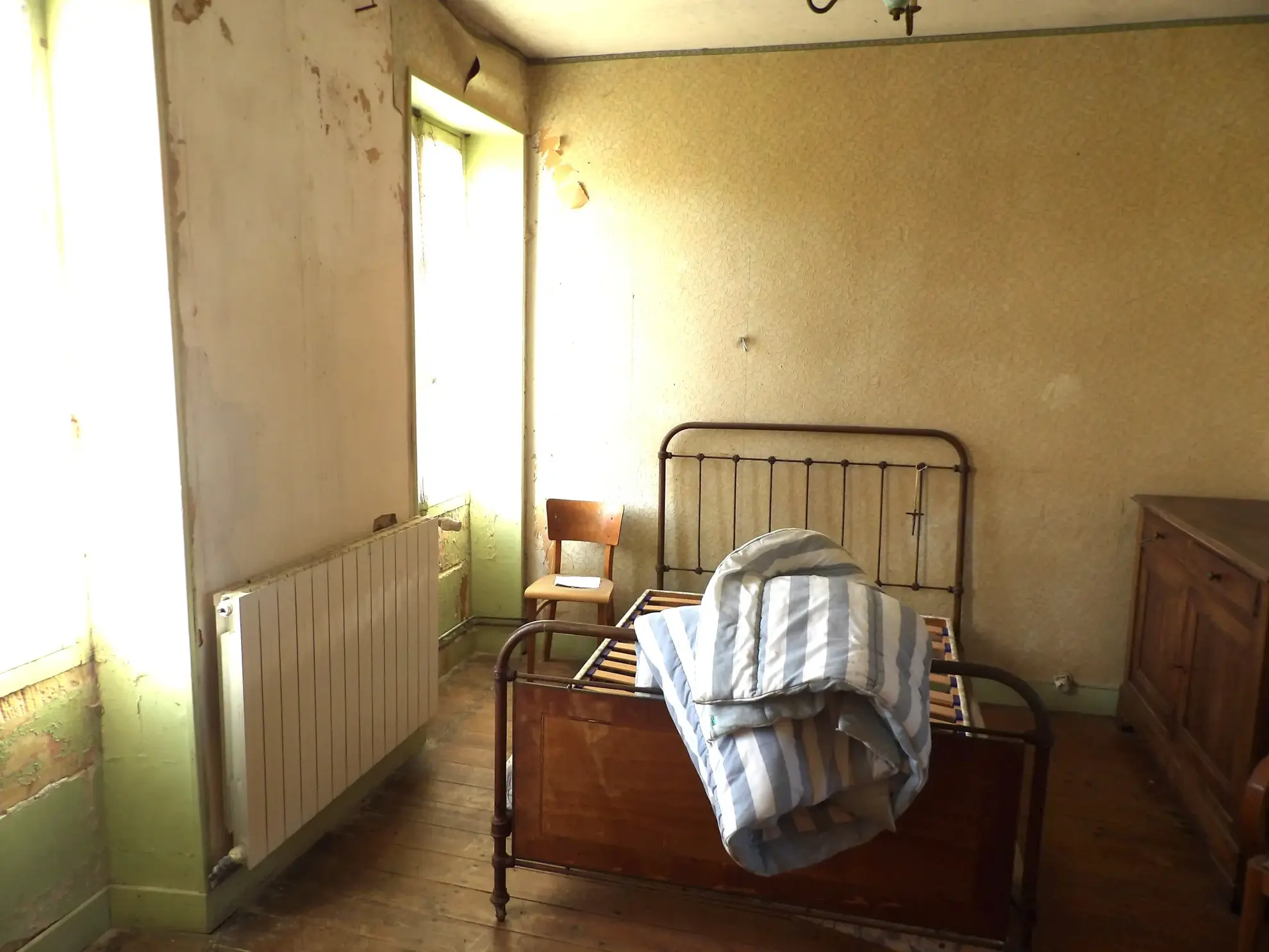 Maison charentaise à rénover près de Saint-Savinien 
