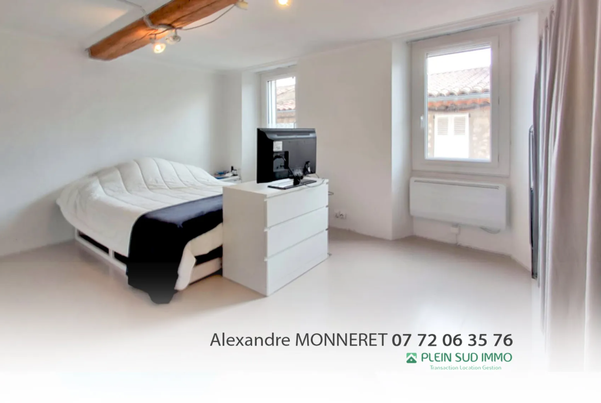 Maison de Village Rénovée à St Vallier de Thiey 