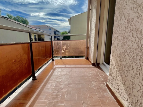 À vendre : Appartement T3 lumineux dans le centre de Six Fours Les Plages 