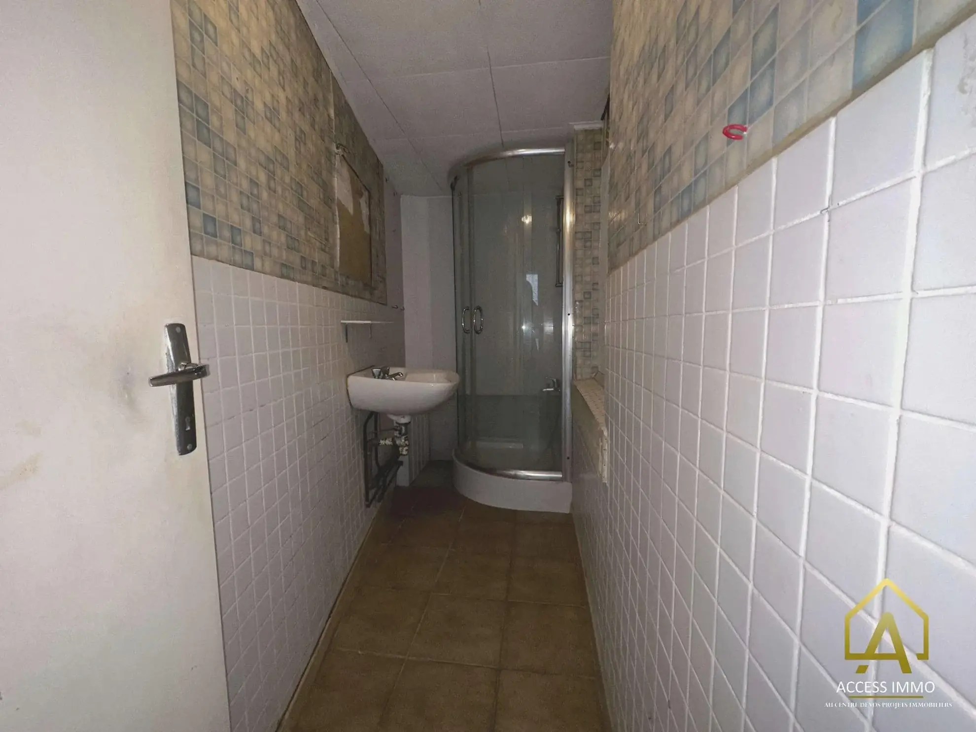 Maison mitoyenne à rénover de 63 m² à Jeumont 