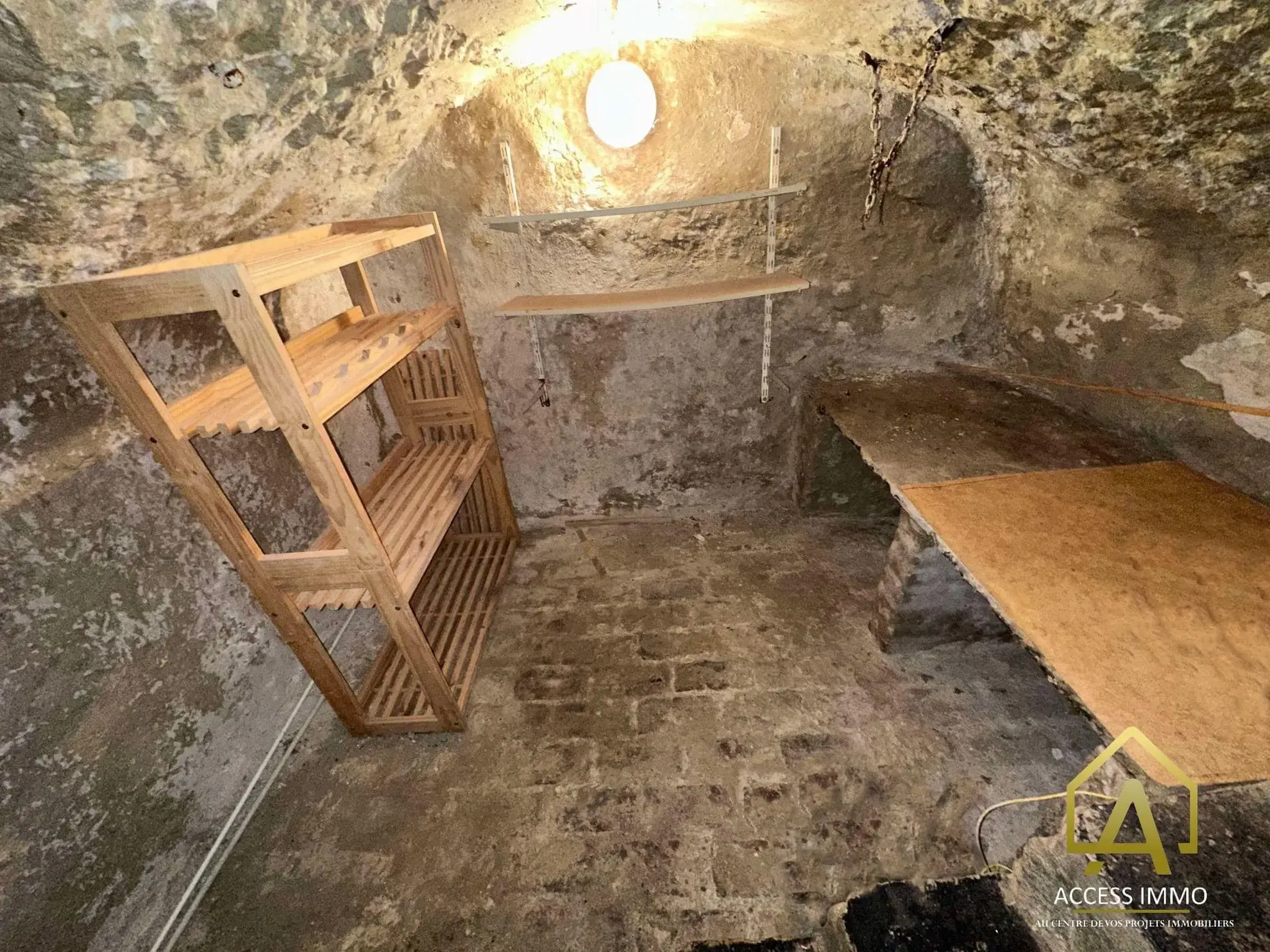 Maison mitoyenne à rénover de 63 m² à Jeumont 