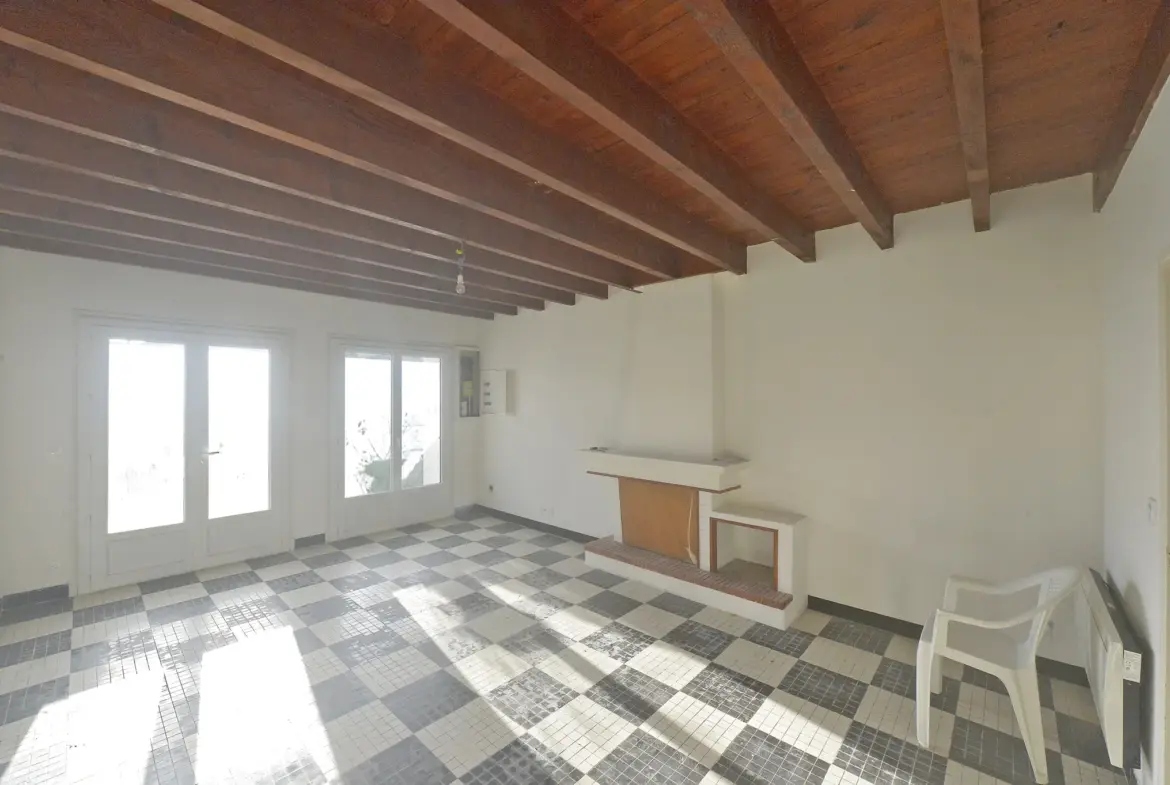 Maison spacieuse à vendre à Cozes - Charente-Maritime 
