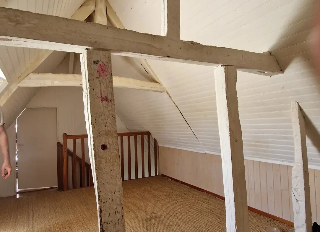 Longère spacieuse à vendre près de Limoges, 3 chambres sur 1300 m² 