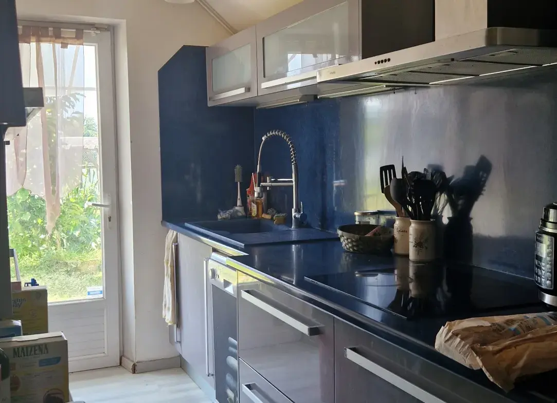 Longère spacieuse à vendre près de Limoges, 3 chambres sur 1300 m² 