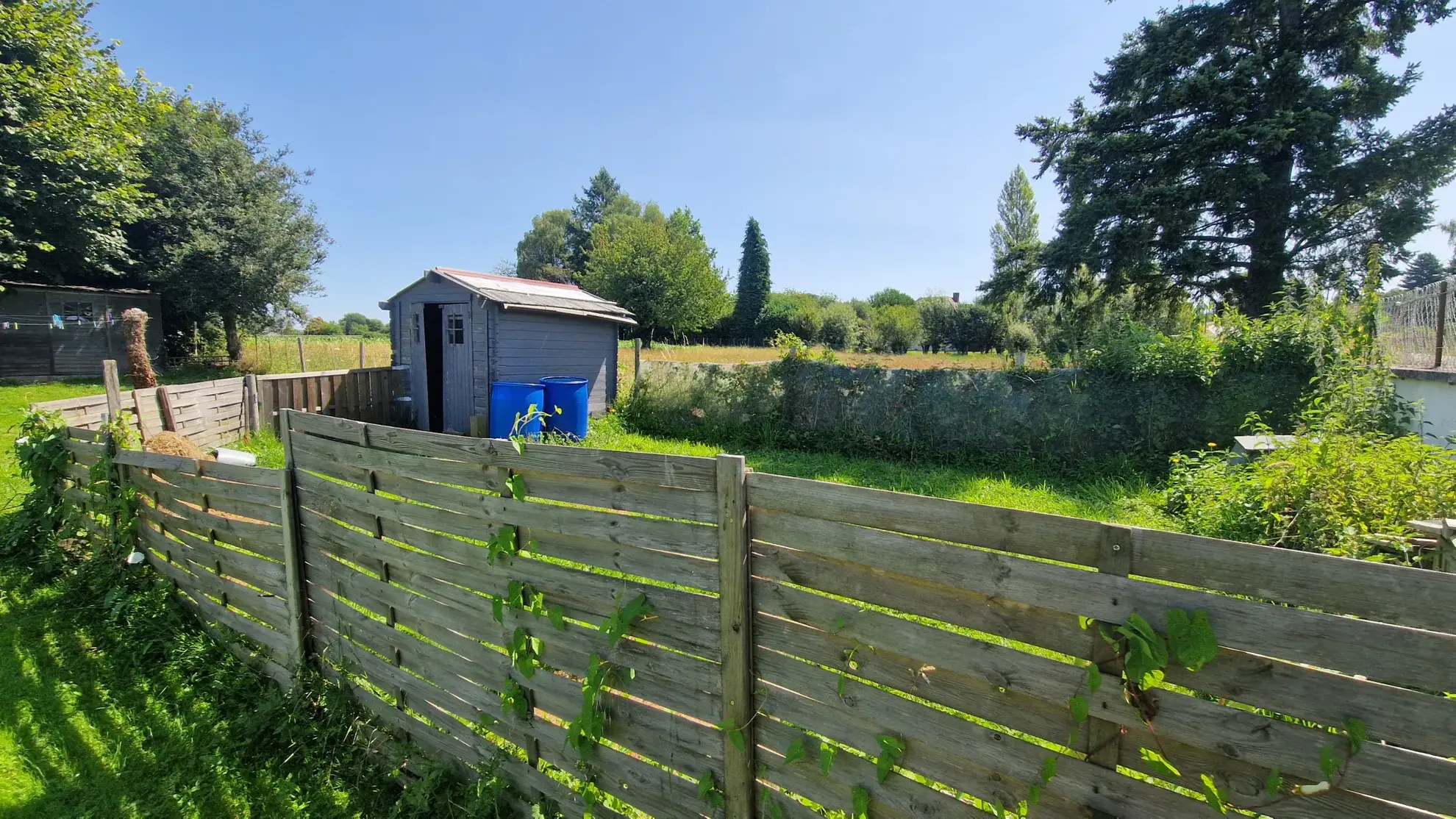 Longère spacieuse à vendre près de Limoges, 3 chambres sur 1300 m² 