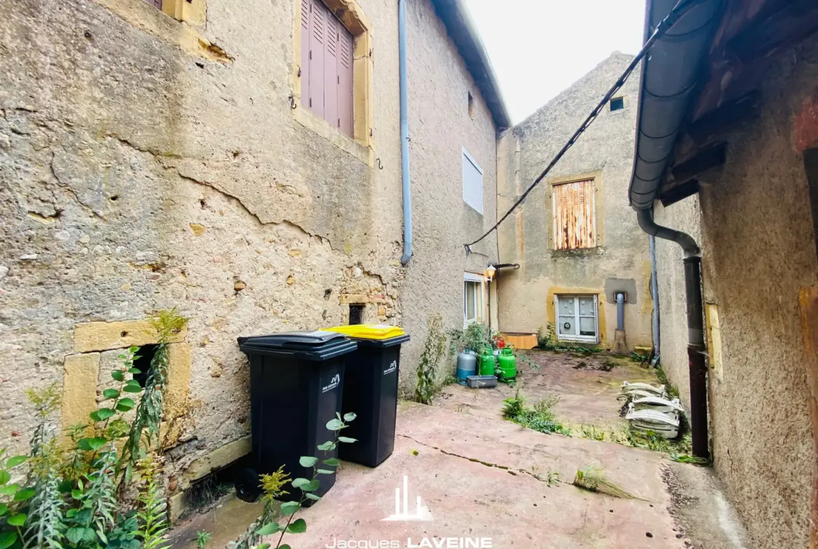 Maison à rénover à Scy-Chazelles - 5 pièces 
