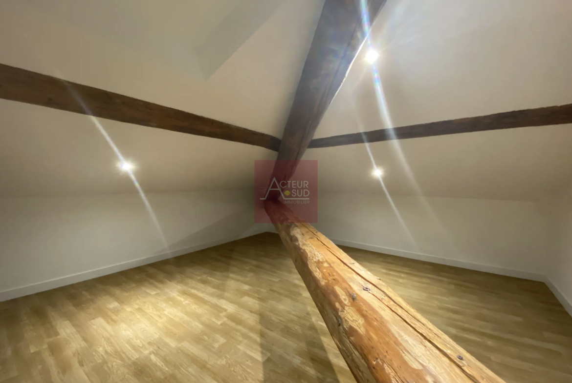 À vendre : superbe appartement 4 pièces rénové à Pignan 