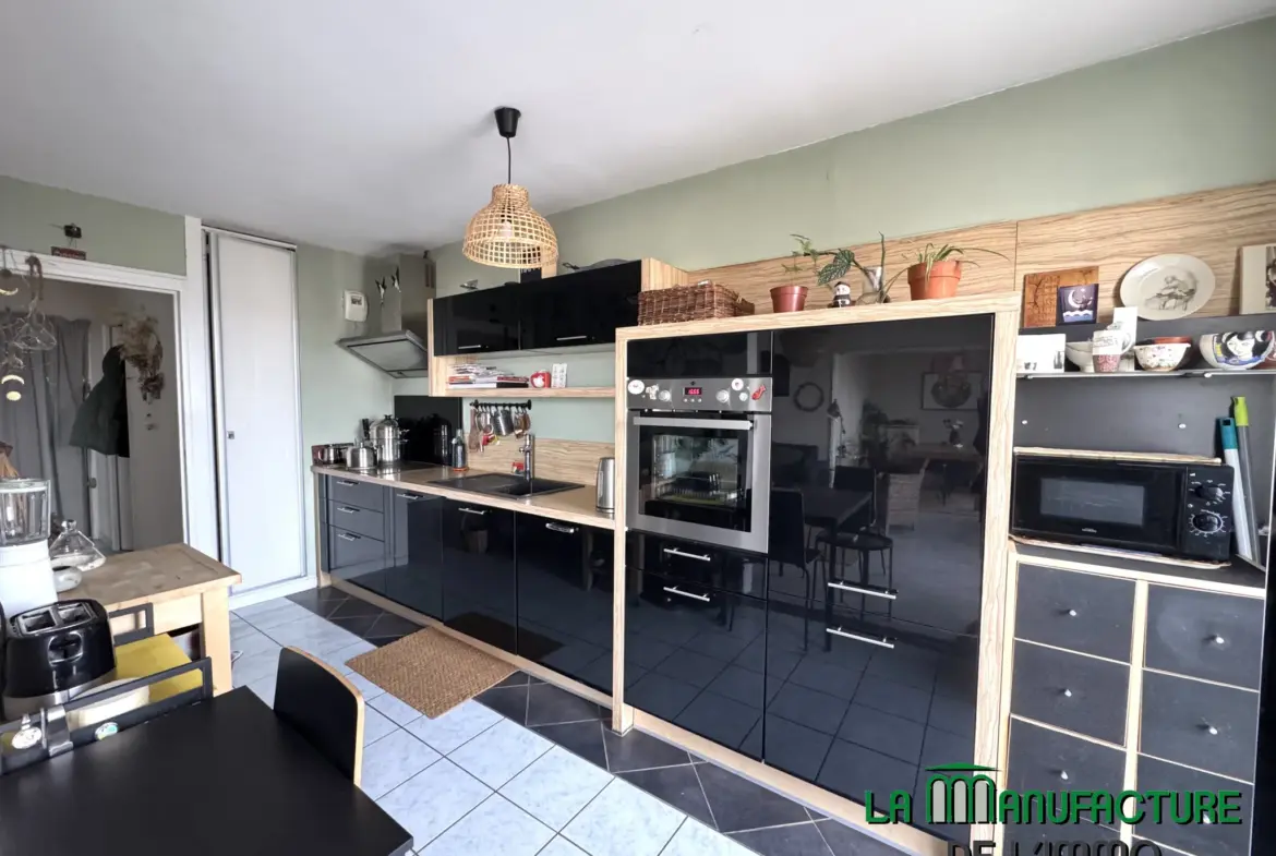 À vendre : Appartement F4 avec balcon à Villeboeuf le Haut 