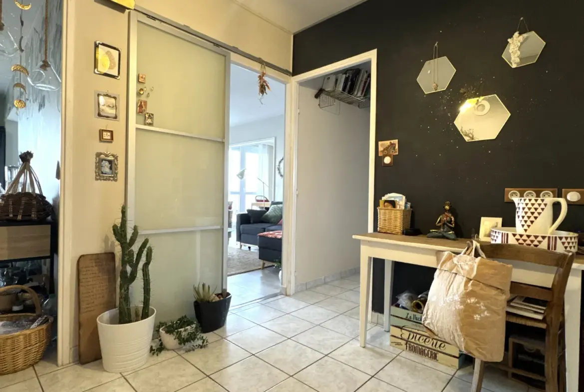 À vendre : Appartement F4 avec balcon à Villeboeuf le Haut 