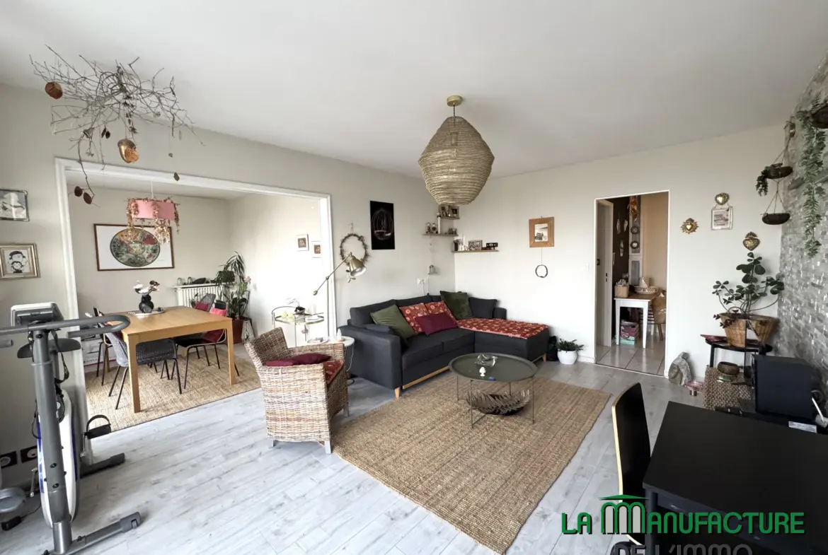 À vendre : Appartement F4 avec balcon à Villeboeuf le Haut 