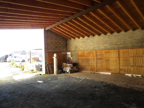Maison 6 pièces à vendre proche de Saint Savinien avec jardin 