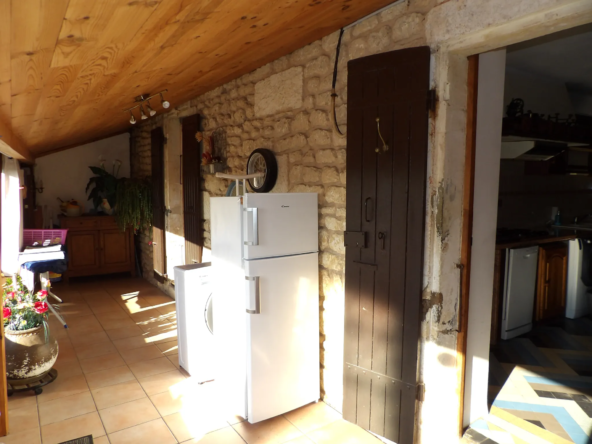 Maison 6 pièces à vendre proche de Saint Savinien avec jardin 
