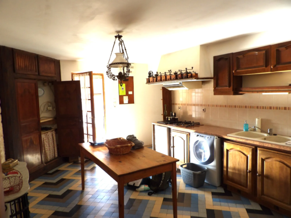Maison 6 pièces à vendre proche de Saint Savinien avec jardin 