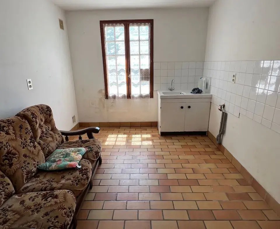 Charmante Maison en Pierres à Vendre à Sainte Hermine 