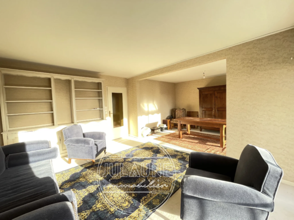 Appartement spacieux de 93 m2 dans le quartier Mairie de Limoges 