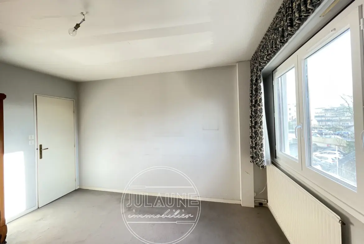 Appartement spacieux de 93 m2 dans le quartier Mairie de Limoges 