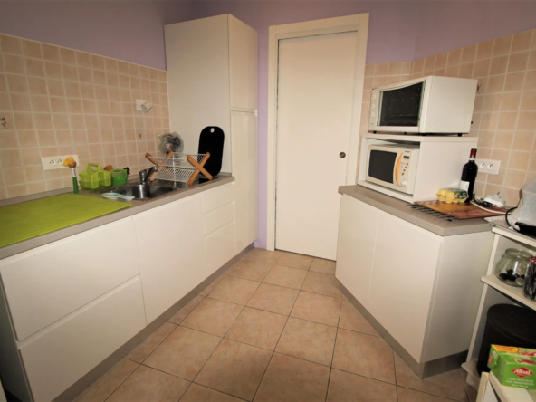 À vendre : Appartement 2 pièces avec grande terrasse à Menton 