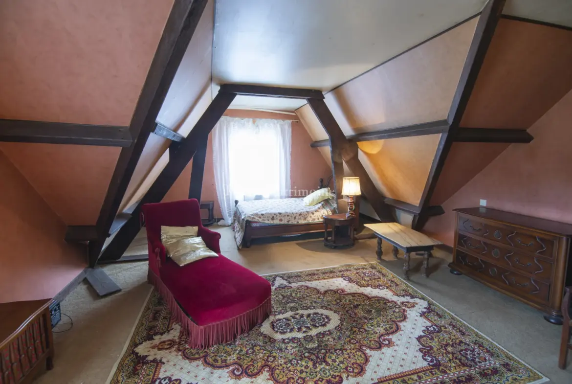 Charmante Villa Périgourdine avec Parc Arboré à Nontron 