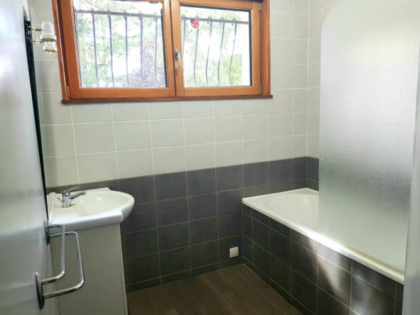 Maison individuelle 151 m² sur 2148 m² de terrain à Challuy près de Nevers 