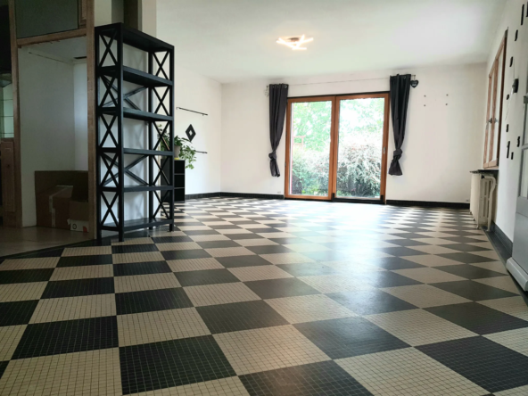 Maison individuelle 151 m² sur 2148 m² de terrain à Challuy près de Nevers 