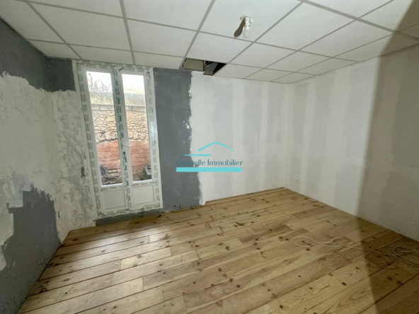 Vente d'un appartement T4 à Lodève avec cour et cave 