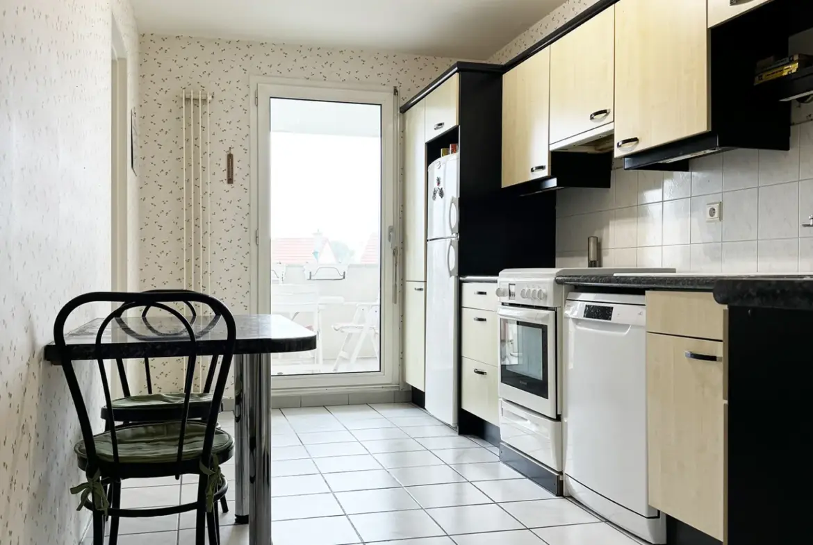 Appartement spacieux avec terrasse dans une résidence de standing à Fontaine-les-Dijon 