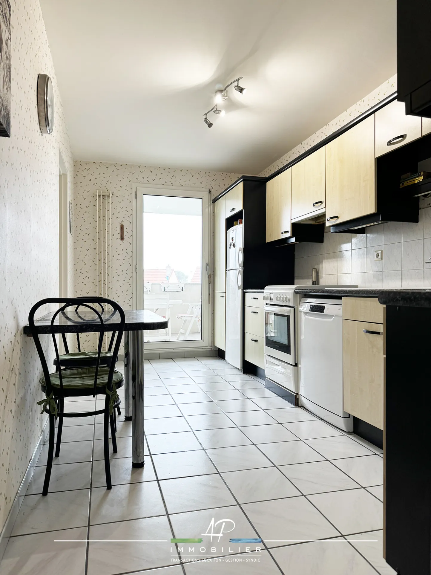 Appartement spacieux avec terrasse dans une résidence de standing à Fontaine-les-Dijon 