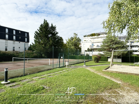 Appartement spacieux avec terrasse dans une résidence de standing à Fontaine-les-Dijon 