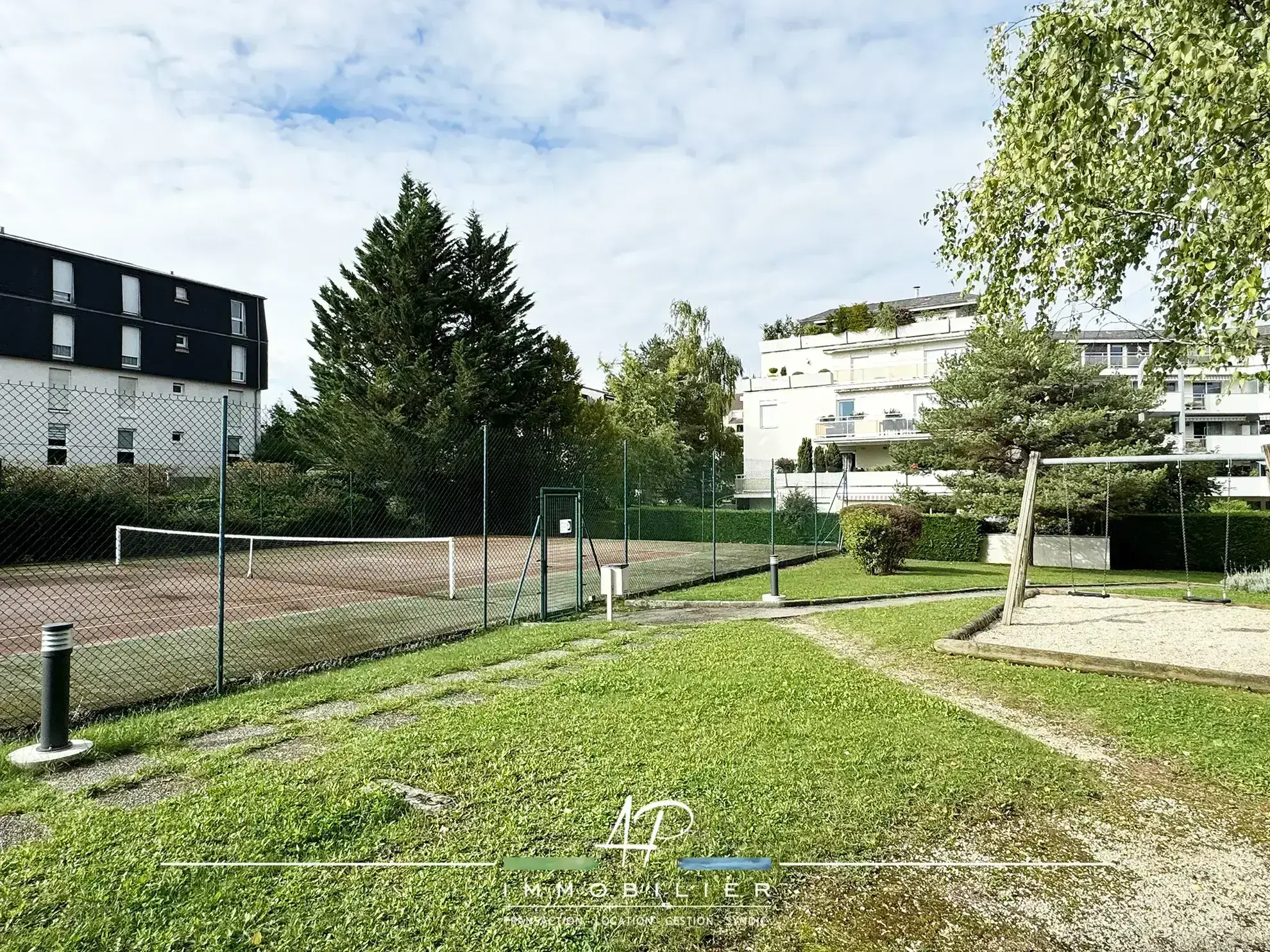 Appartement spacieux avec terrasse dans une résidence de standing à Fontaine-les-Dijon 