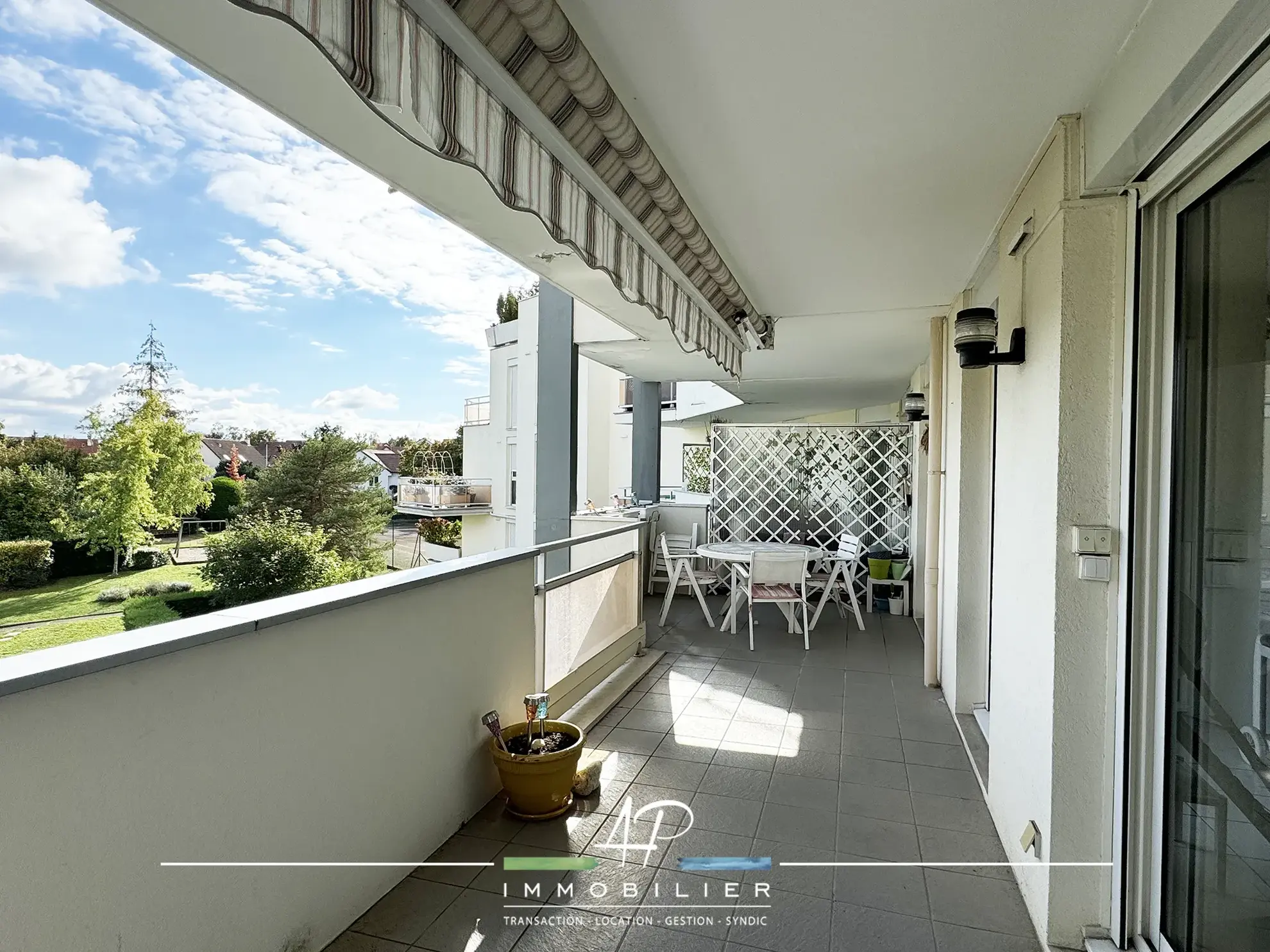 Appartement spacieux avec terrasse dans une résidence de standing à Fontaine-les-Dijon 