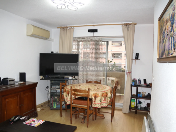 Appartement F2 + 3 Balcons à Cavalaire sur Mer 