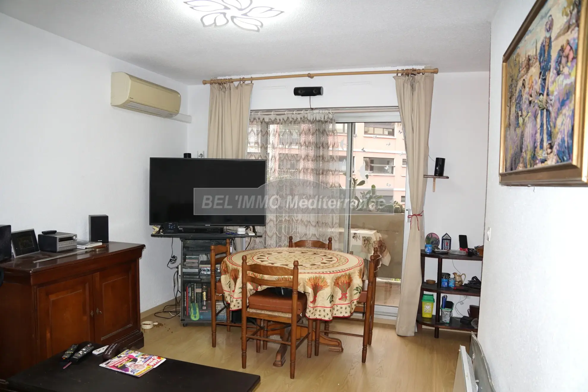 Appartement F2 + 3 Balcons à Cavalaire sur Mer 