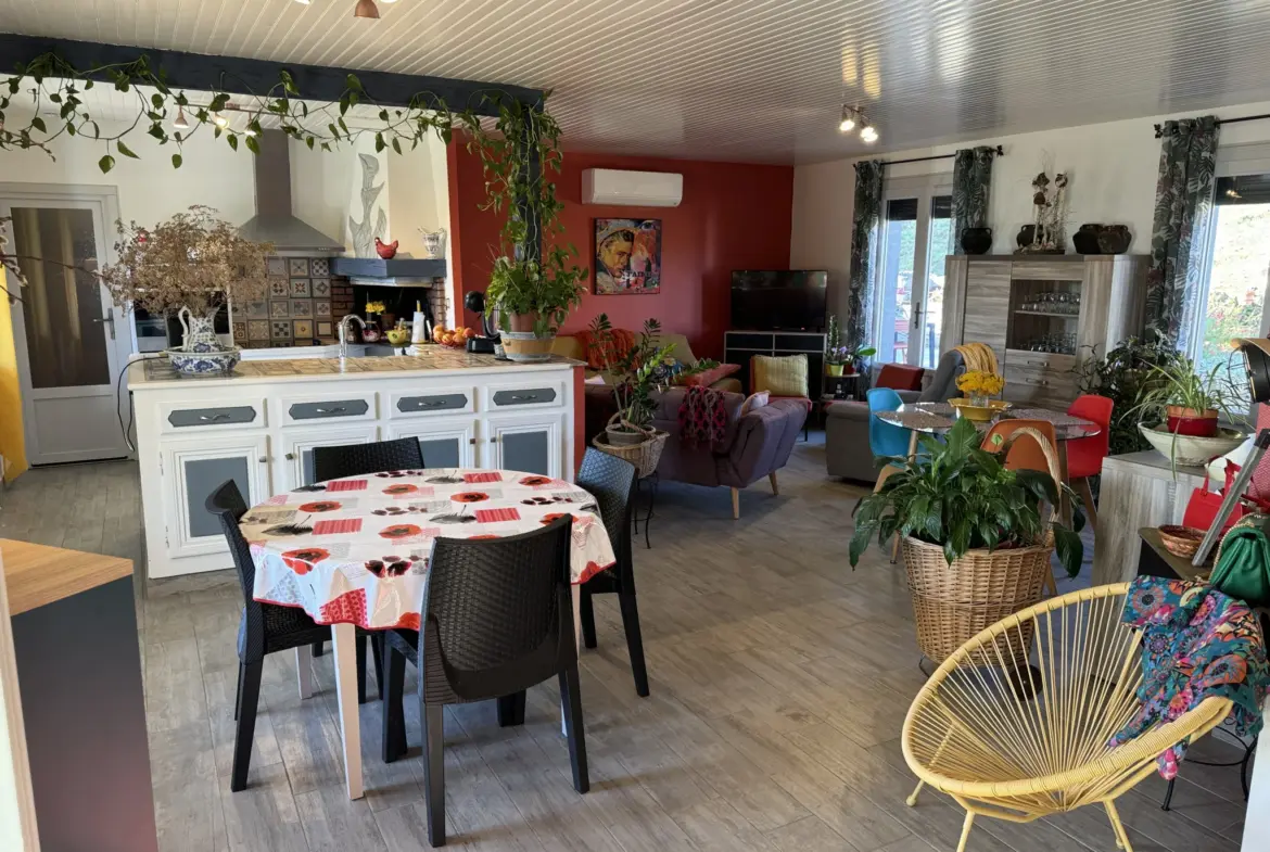 Maison de plain-pied rénovée avec jardin et vue à Couiza 