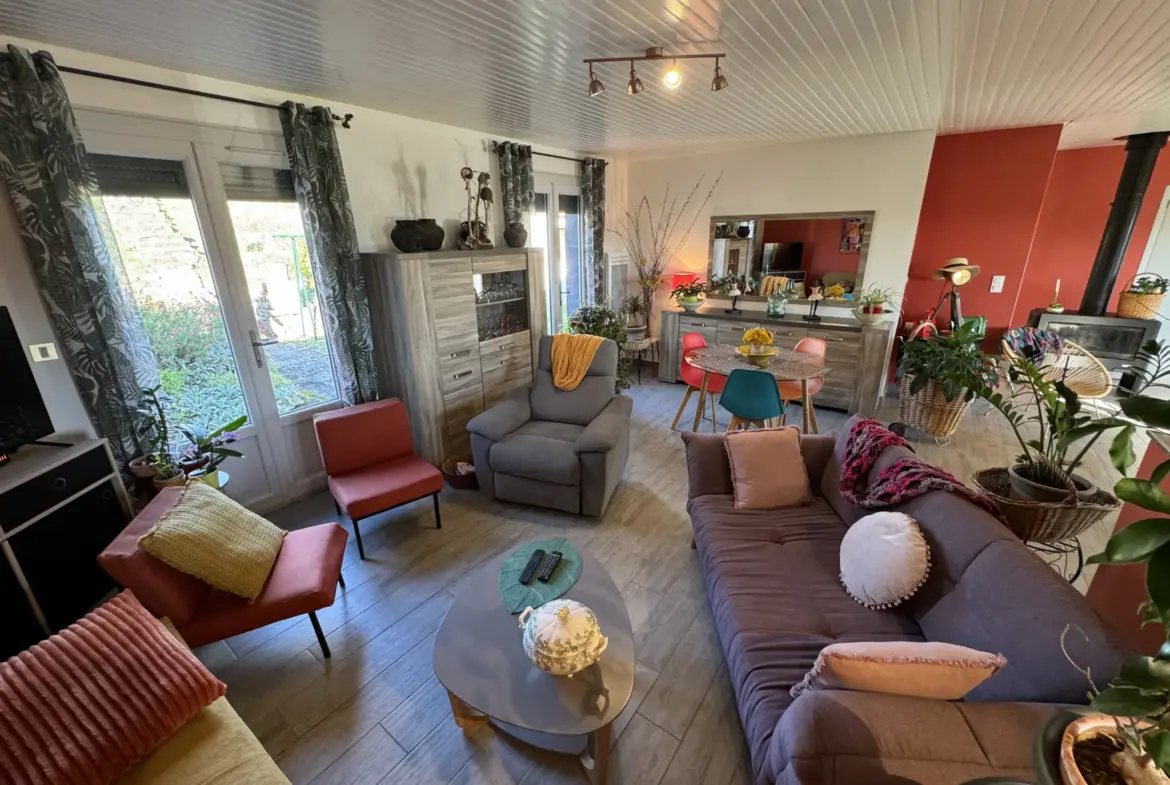 Maison de plain-pied rénovée avec jardin et vue à Couiza 